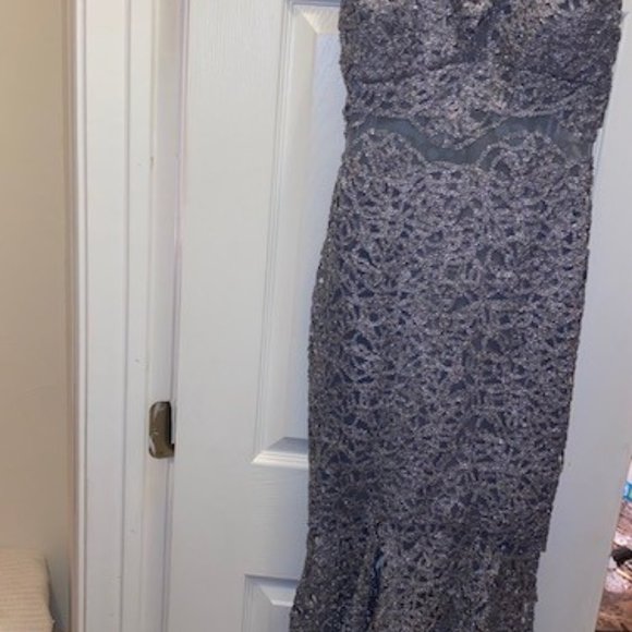 Silver/Grey Sparkly Evening Gown 11/12 - Picture 10 of 12